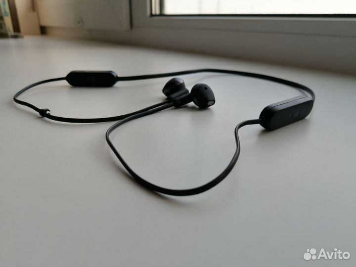 Беспроводные наушники JBL tune 215 bt