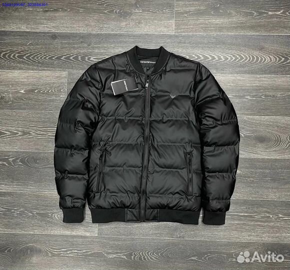 Мужской бомбер от Armani: будьте в моде