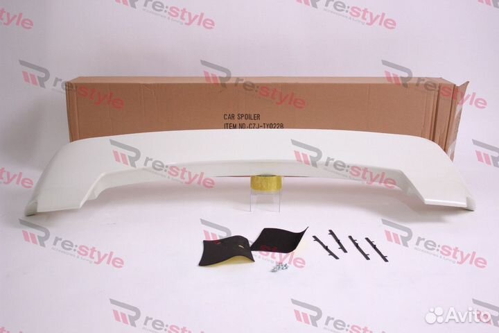 Спойлер Toyota Land Cruiser 200 Белый 070