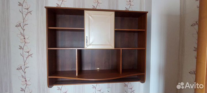 Полка книжная