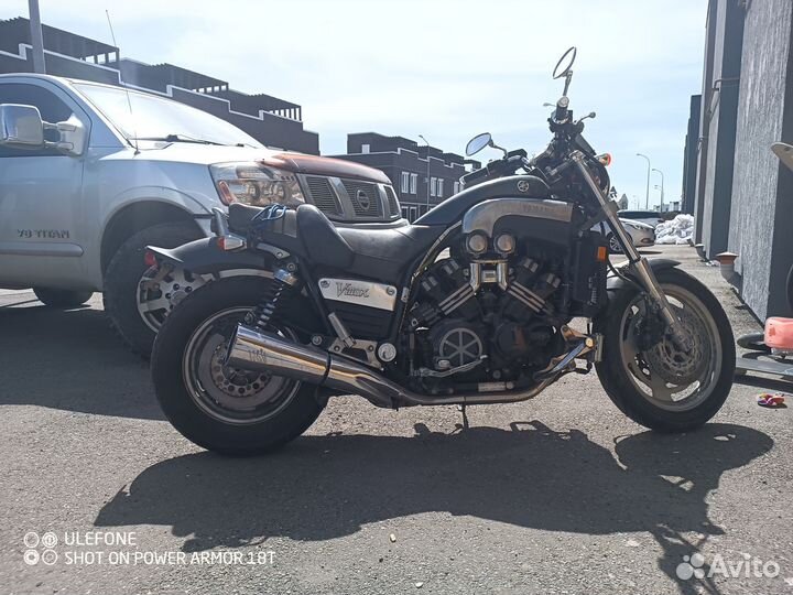 Yamaha vmax 1200
