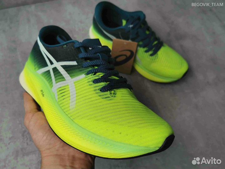 Беговые кроссовки asics metaspeed sky