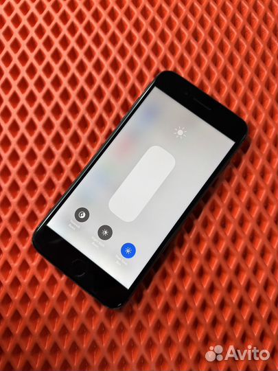 iPhone 8 Plus, 64 ГБ