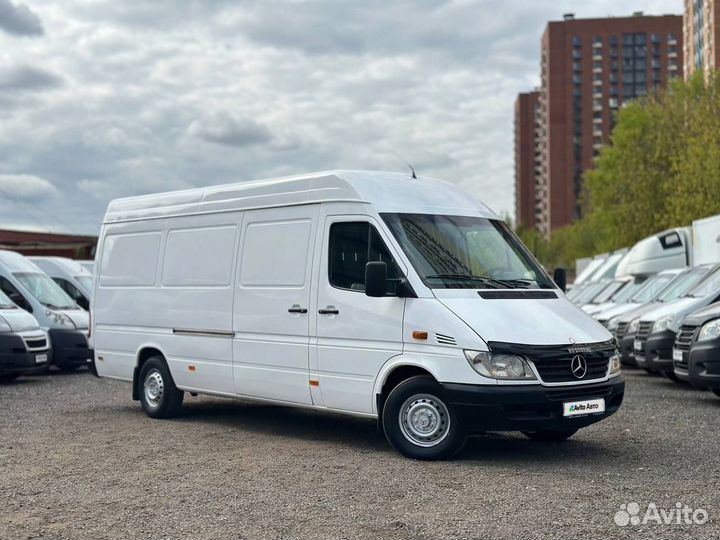 Mercedes-Benz Sprinter Classic цельнометаллический, 2015
