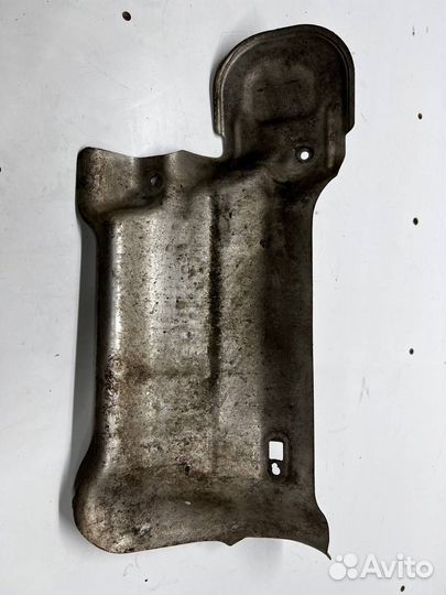 Экран рулевой рейки Skoda Yeti 2017