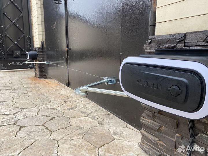 Автоматика для распашных ворот алютех