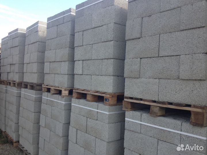 Блок стеновой