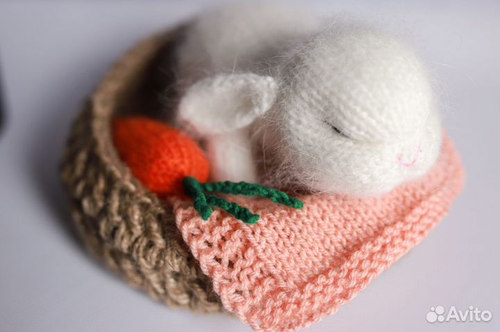 Спящий кролик зайчик ручной работы