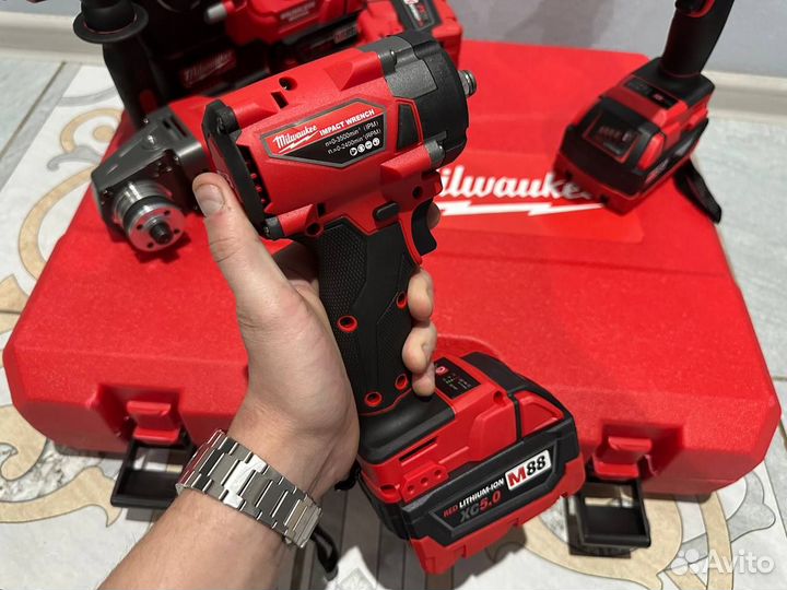 Профессиональный набор Milwaukee 4в1 (Арт.73625)
