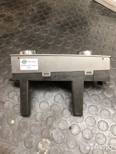 Блок управления печкой SsangYong Kyron DJ