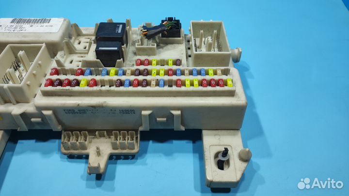 Блок предохранителей салонный для Ford Focus 2