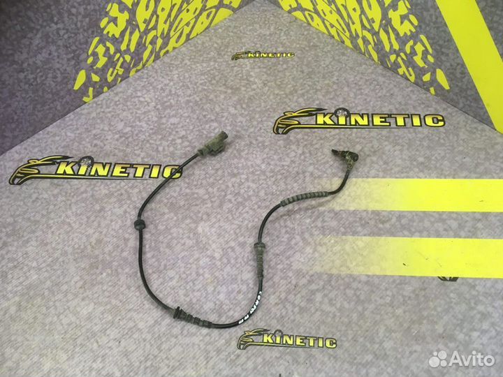 Кулак поворотный со ступицей Опель Корса Д D +ABS