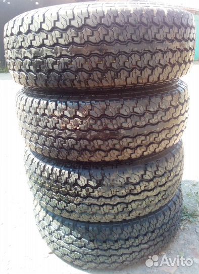 Dunlop Grandtrek TG28 275/70 R16