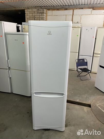 Холодильник Indesit No frost 2.камеры