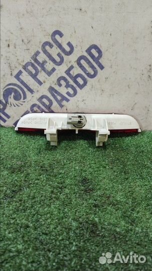 Стоп-сигнал задний Mazda 3 Bk хэтчбек 1.6 Z6 2007