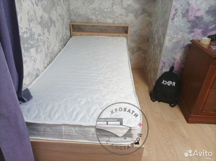 Кровать