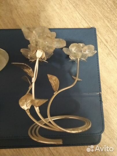 Фигурки из стекла, хрусталя