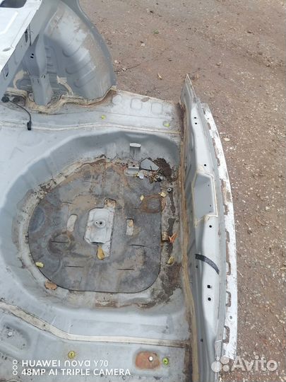 Задняя часть кузова Митсубиси Лансер