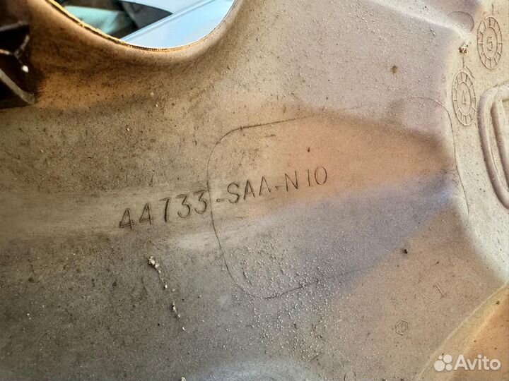 Колпак комплект Honda 44733-SAA-N10