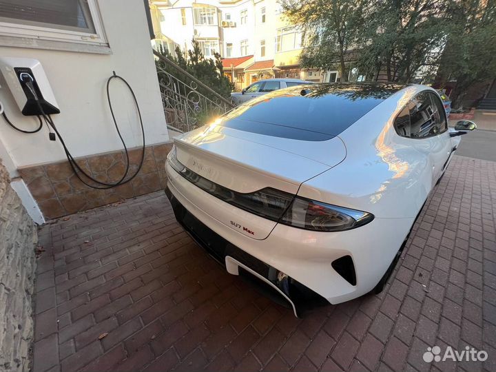 Xiaomi SU7 673 л.с. AT, 2024, 40 км