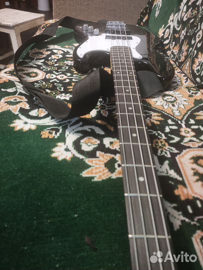 Басс гитара 4 струны