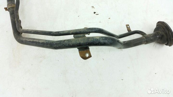 Горловина топливного бака Nissan Presage VNU30