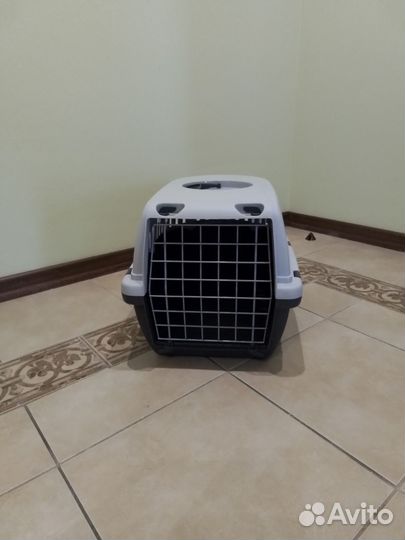 Переноска для кошек пластиковая