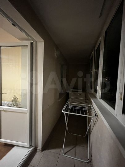 2-к. квартира, 52 м², 2/9 эт.