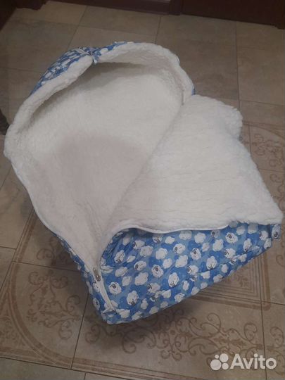 Теплый конверт для новорожденного