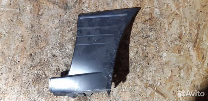 Накладка переднего крыла правого Lexus LX470 (J100