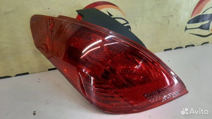 Фонарь задний левый Peugeot 308 хэтчбек 2007-2015