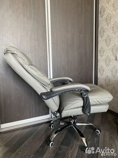 Кресло для игр. Игровое кресло с массажем