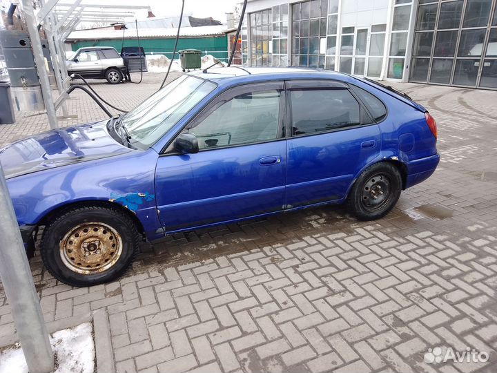 Toyota Corolla 1.3 МТ, 1999, 350 000 км