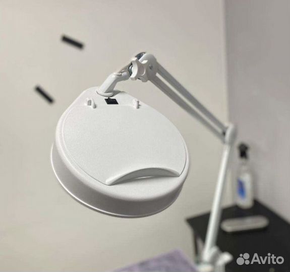 Лампа для косметолога