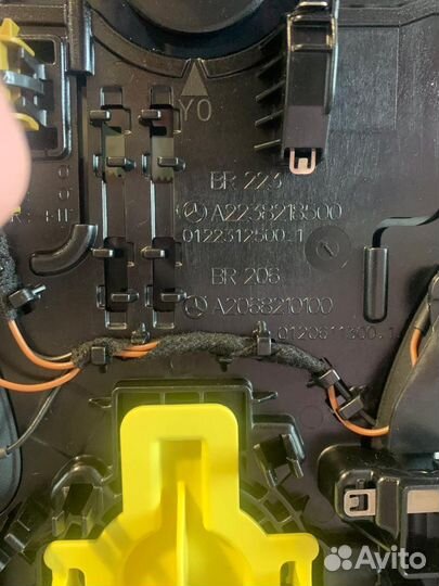 Ветровое стекло на Mercedes-Benz S-класс W223