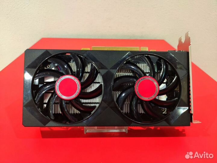 Видеокарта 4Gb AMD Radeon RX 560 XFX
