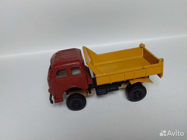 Маз самосвал СССР 1:43