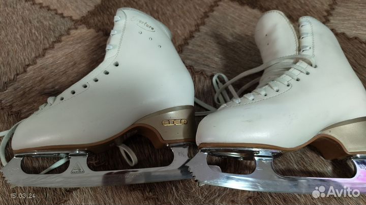 Фигурные коньки Edea