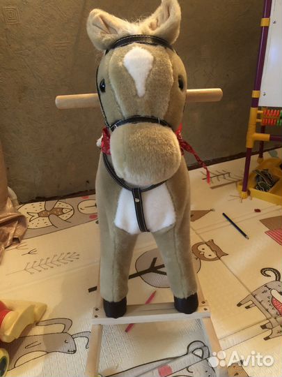 Детская качалка лошадь