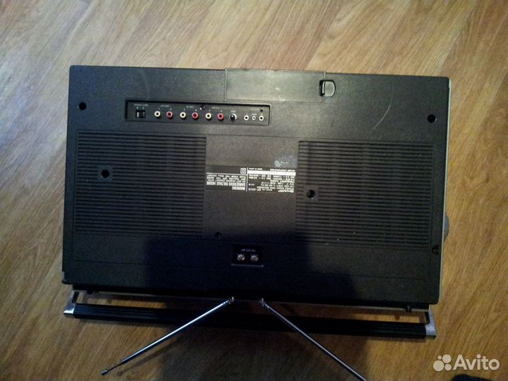 Sharp 555 Касетный магнитофон