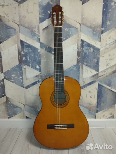 Акустическая гитара yamaha c40