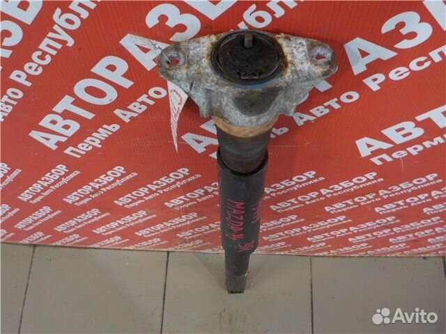 Амортизатор задний правый Mazda 3 BL Z6 2010