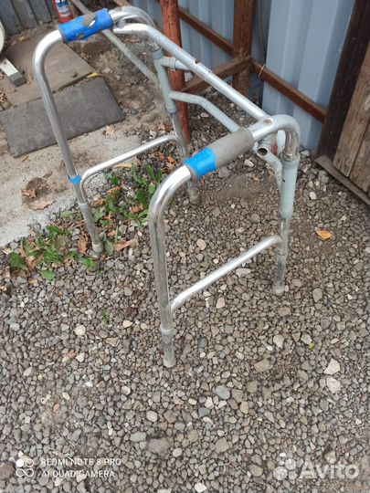 Ходунки для взрослых