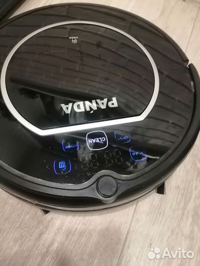 Робот пылесос panda x500