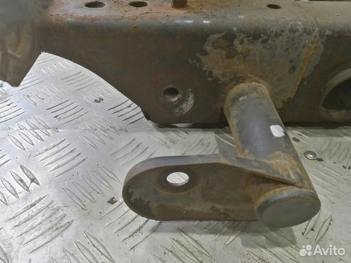 Подрамник задний Mercedes ML W163