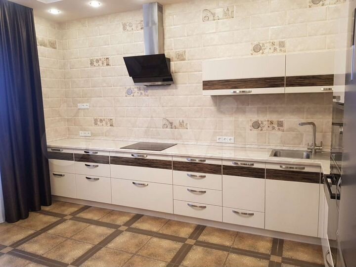 3-к. квартира, 105 м², 7/19 эт.