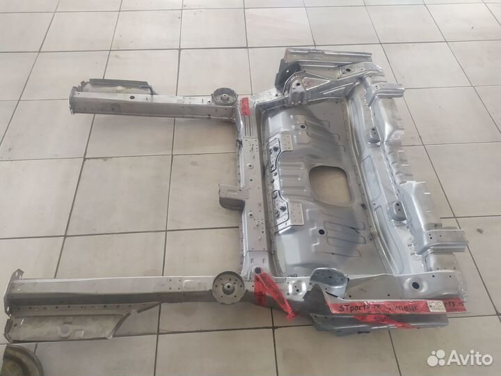 Панель запасного колеса Hyundai Solaris 2017