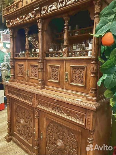 Буфет антикварный дубовый