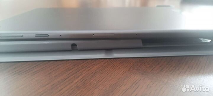 Планшет Lenovo tab m10 fhd plus