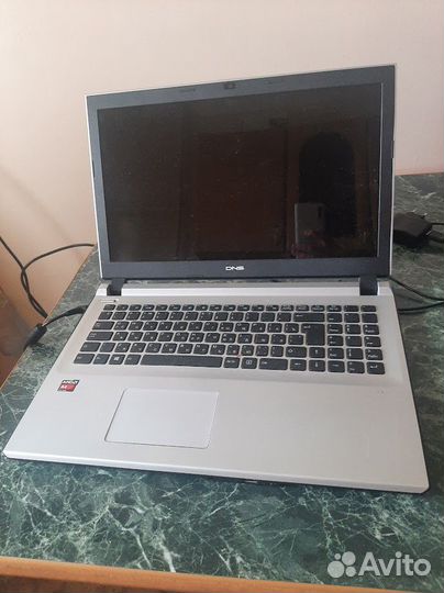 Ноутбук DNS 0801232